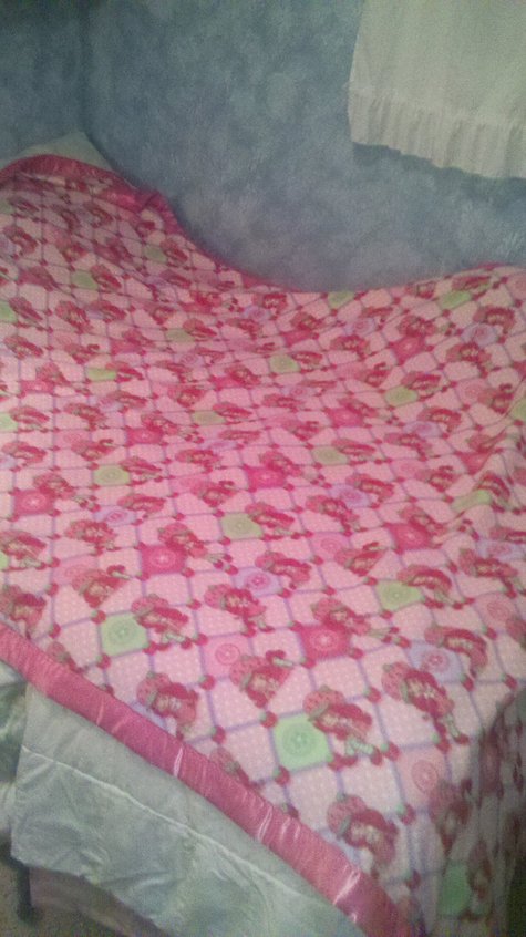 Strawberry_shortcake_blanket_large