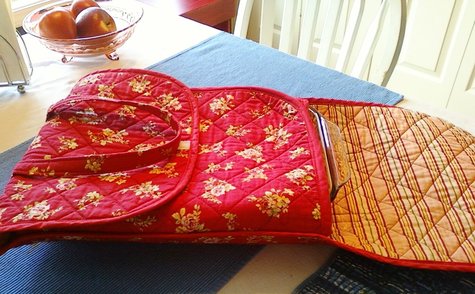 Quilted_casserole_carrier_2_sep_2011_large