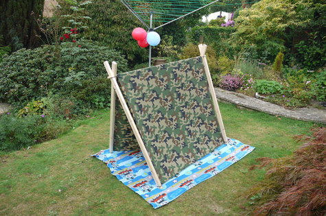 The_monkey_s_birthday_party_2011_011_large