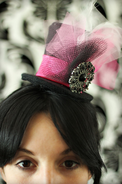 Mini_top_hat_gallery_100711_4651_large