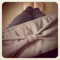 Gray_bow_clutch_1_listing