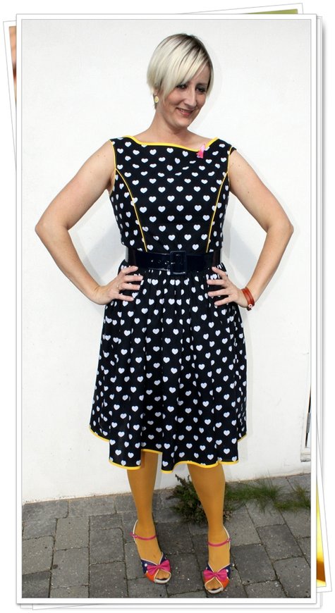 Blog50erdressbluewhite5_large
