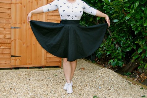 Circleskirt1_large
