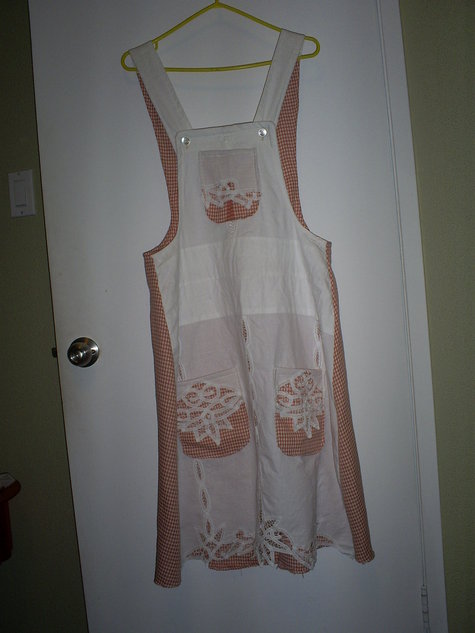 Curtain_apron_1_large