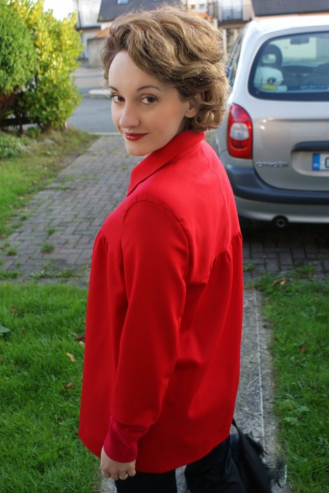 Red_coat_1_large