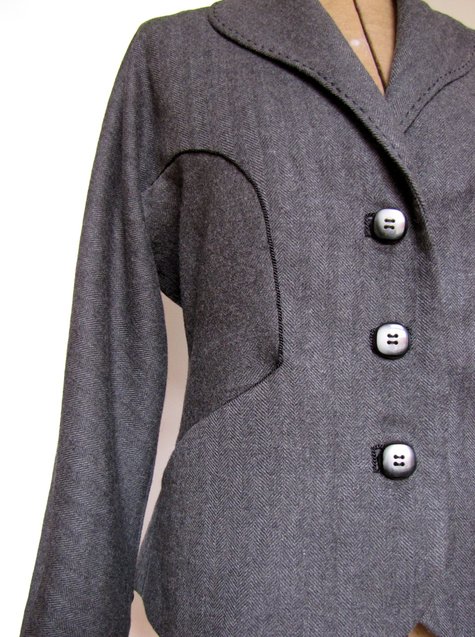 Mom_blazer_03_large