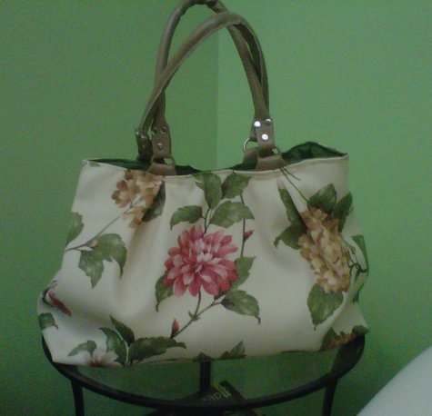 Handbag_gardenpat_crop_large
