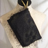 Black_golddotflower_rvclutch_outside_listing