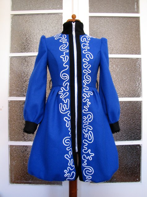 The_diva_coat_007_large