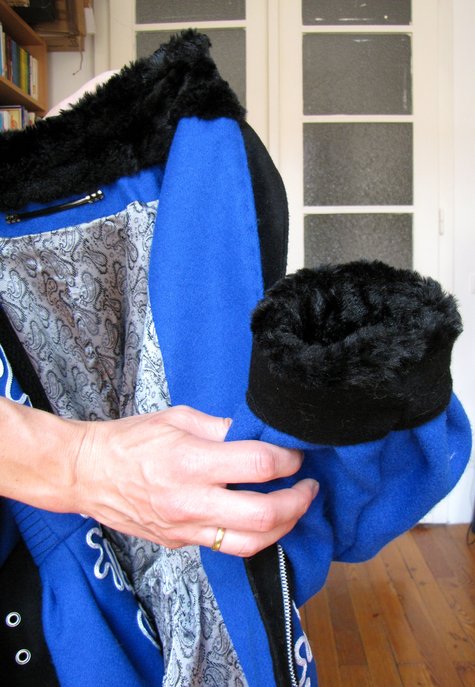 The_diva_coat_020_large