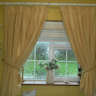 Bathroomcurtains_listing