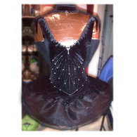 Costume_listing