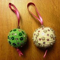 Kerstballen_2010_listing