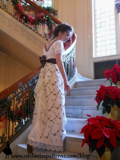Edelweiss-patterns-tea-gown-back_large