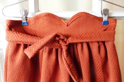 Bronze_tablecloth_skirt_003_large