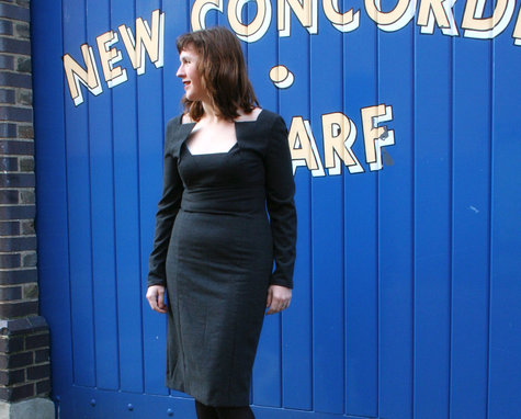 Sheath_dress_-_looking_away_l_large
