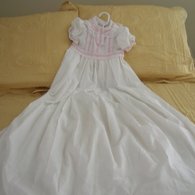 Batiste_christening_gown_listing