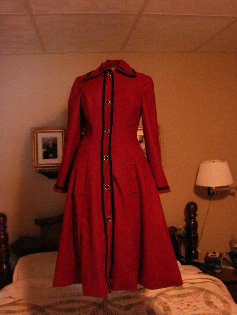 2011_xmas_program_pene_coat_027_large