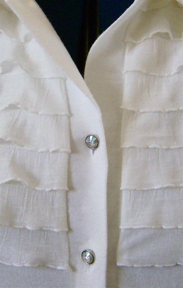 Yoke_blouse_buttons_large