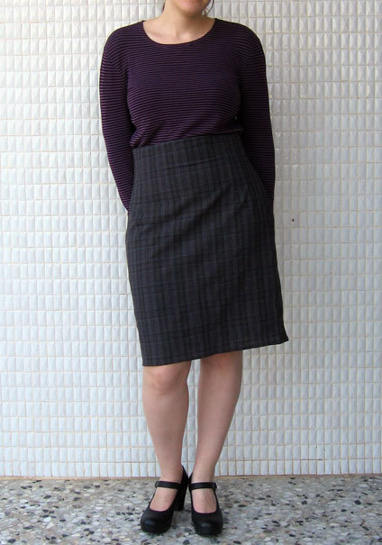 Skirtfront-headless_large
