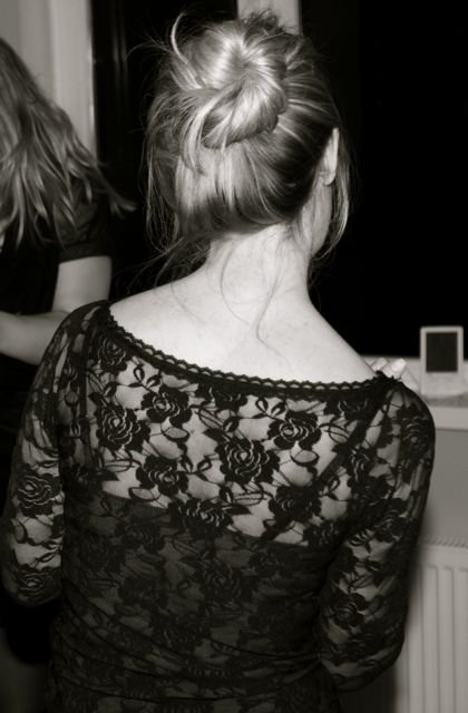 Back_black_large