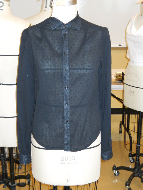 Black_shirt_front_large