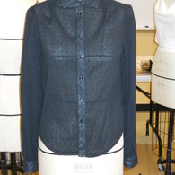 Black_shirt_front_listing