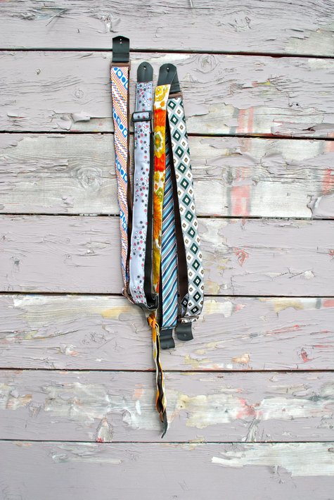 Guitar_straps1_large