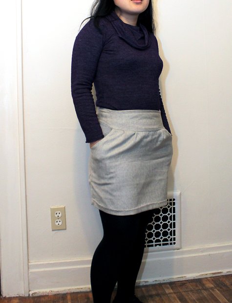 0112_grayskirt_large