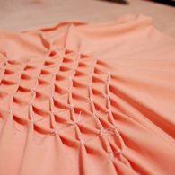 Smocking_a_honeycomb_texture_2__listing
