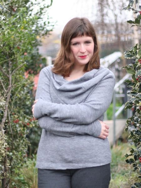 Manequim_sweater_-_arms_crossed_large