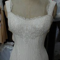 Formal_lace_4_listing