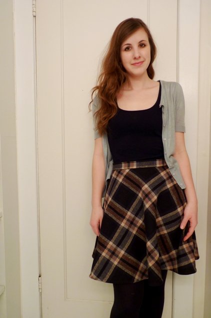 Wool_plaid_skirt_031_large
