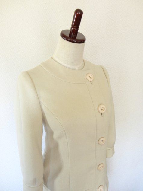 57_prada_retro_dress_02_large
