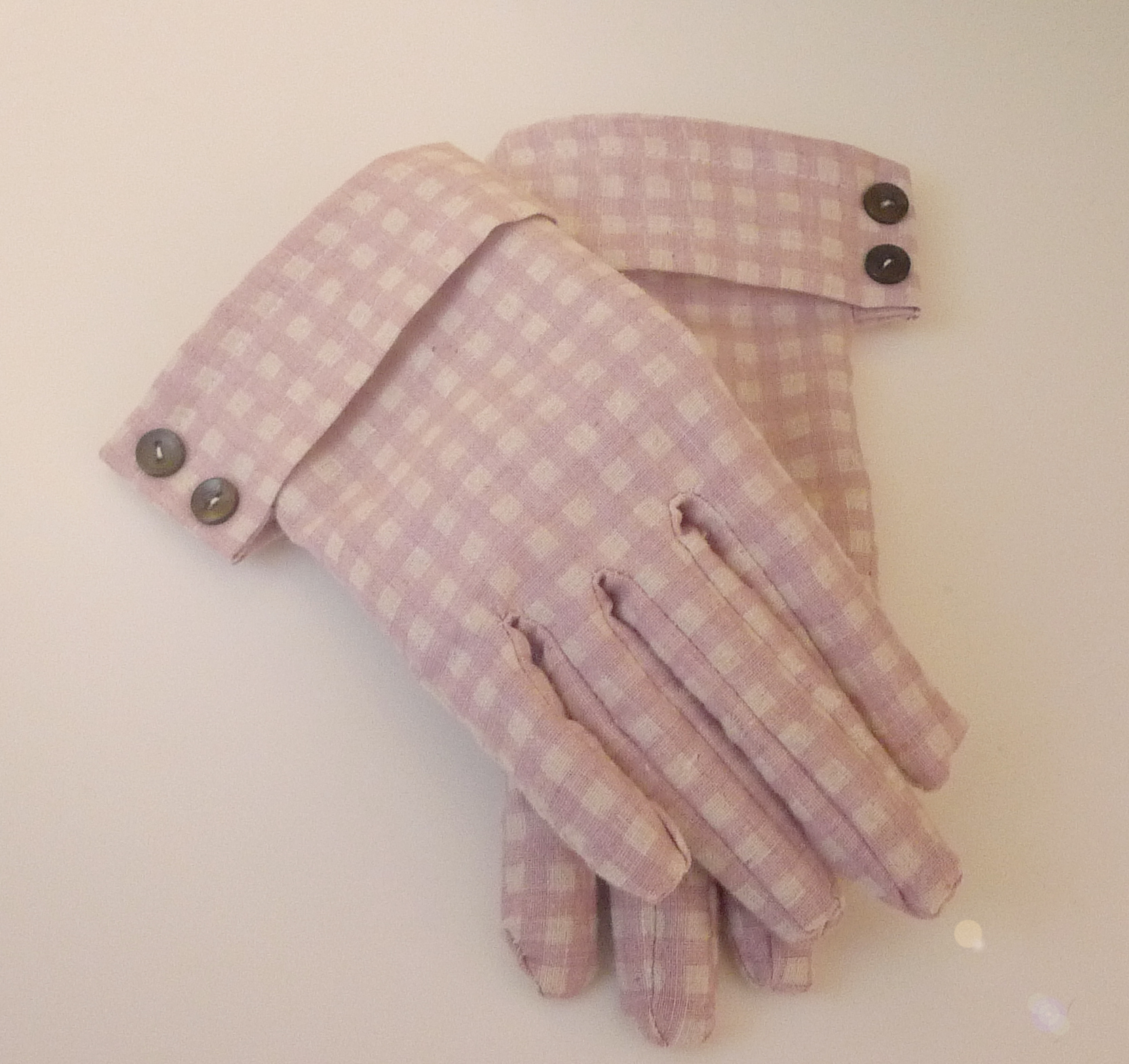 Vintage style gloves Sewing Projects