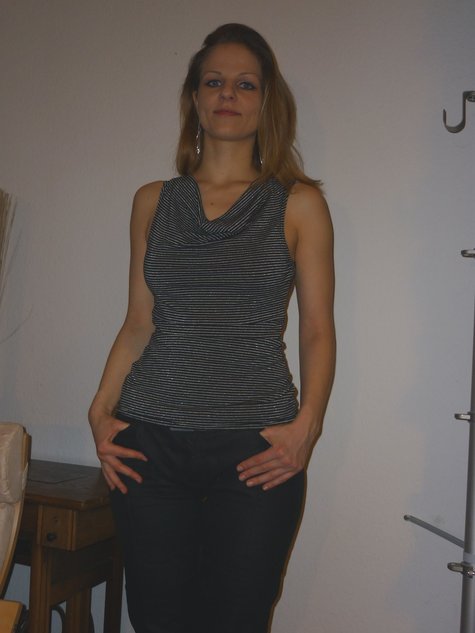 2012-02-17_glitter-cowl-top4_large