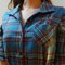 Blue_plaid_shirt_079_grid