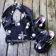 Babybib-pirate_listing