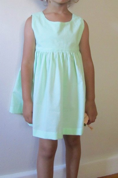 Green_dress_model_large