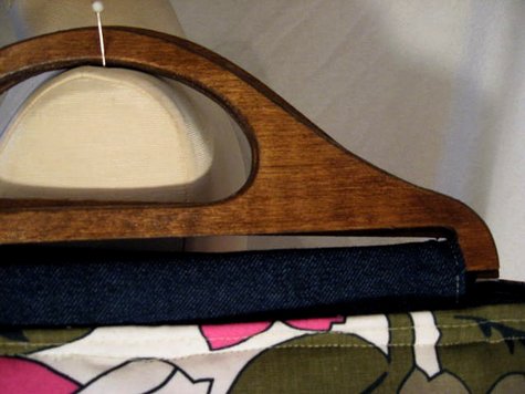 Pinkgreyfloralwoodhandle_tote_closeup_large