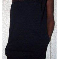 Robe_noire-port_e1_listing