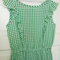 Green-dress_grid