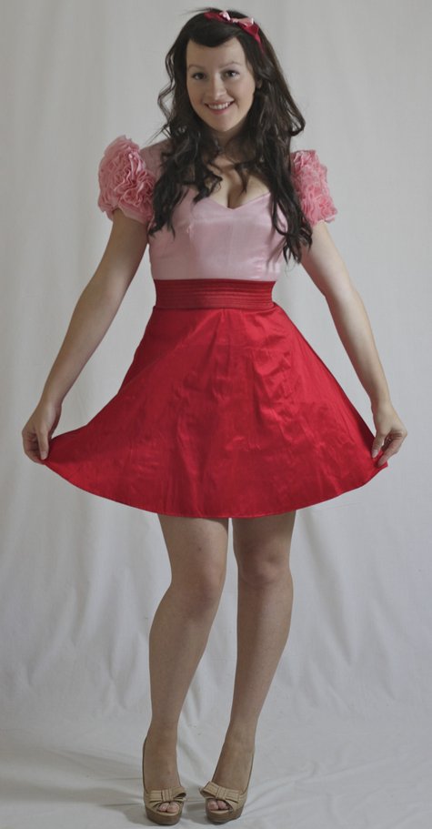 Red_fabric_giveaway_17_large