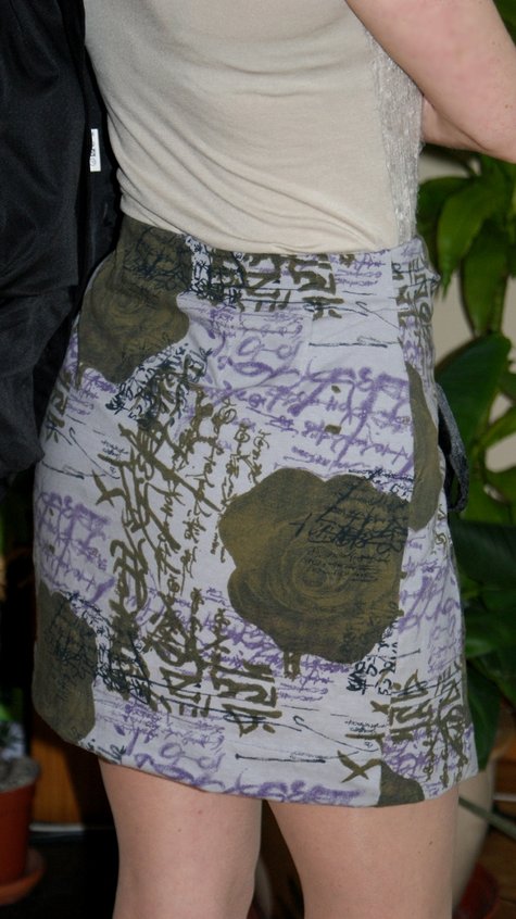 Bj_skirt_back_zoom_large