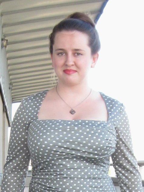 Elfka_marszczona_sukienka_w_groszki3_large