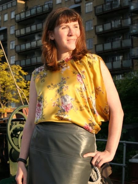 Golden_silk_blouse_-_looking_up_large