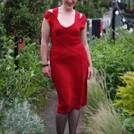 Vogue_red_dress_-_front_smiling_listing