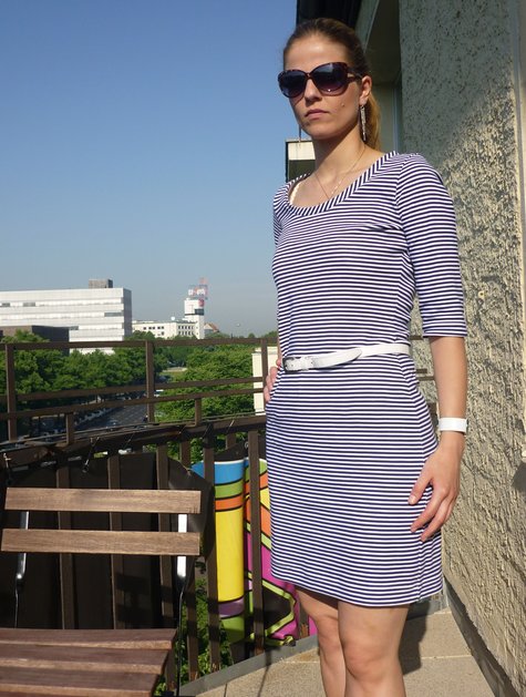2012-05-23_streifenkleid1_large