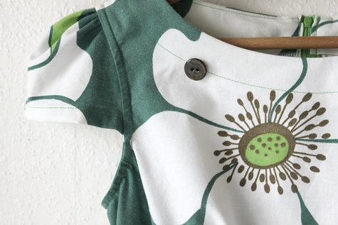 Blogsimplicity2591gr_n3_large