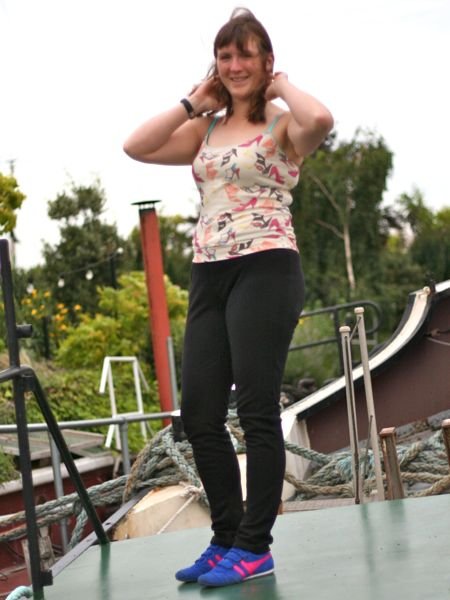Black_ponte_trousers_-_windy_large
